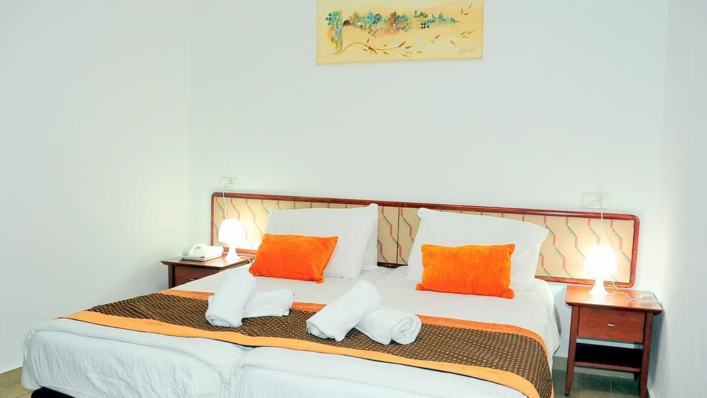 Glatt Eden Hotel Tiberias Tiberíades Exterior foto